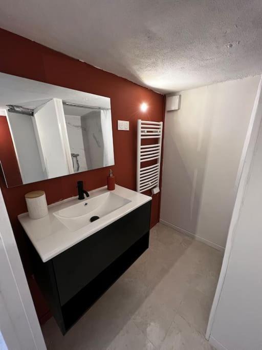 Appartement Studio Avec Jardin Et Stationnements à Bourges Extérieur photo
